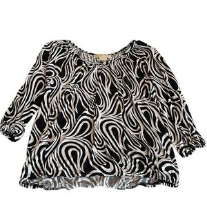 Michael Kors Black and White Graphic Ruched 3/4 Sleeve Blouse
